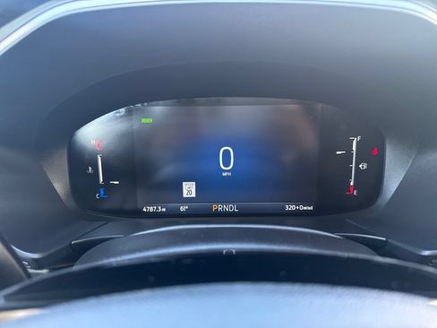 Used 2025 Ford Escape SE FWD image 15