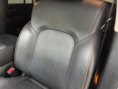 Used 2020 Nissan Armada Platinum w/ Captain's Chairs Package RWD image 22