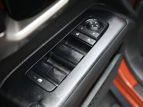 Used 2025 Toyota Tacoma TRD Sport image 14