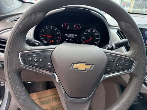 Used 2024 Chevrolet Malibu LT image 20