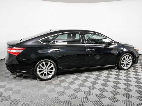 Used 2014 Toyota Avalon XLE Touring FWD image 2