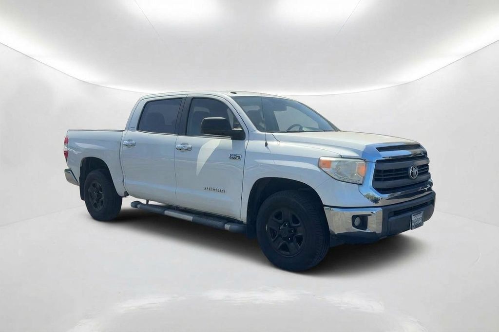 Used 2015 Toyota Tundra SR5 RWD image 3