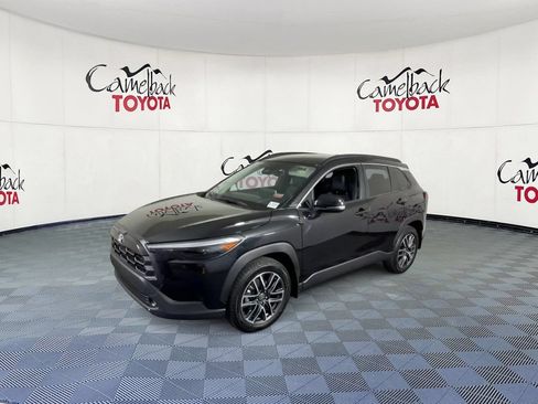 Used 2026 Toyota Corolla Cross XLE AWD/4WD image 7