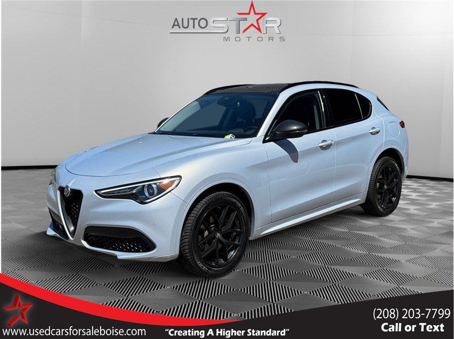 Used 2020 Alfa Romeo Stelvio Sport w/ Quick Order Package 22J Sport AWD/4WD image 1