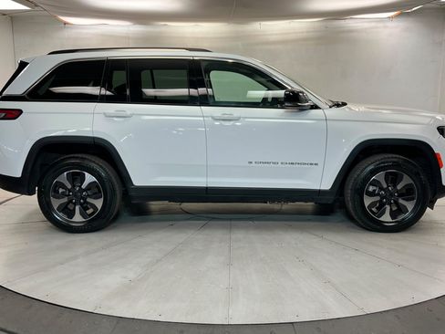 Used 2024 Jeep Grand Cherokee Limited 4xe AWD/4WD image 6