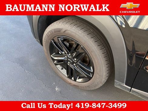 Used 2025 Chevrolet Trax ACTIV w/ Driver Confidence Package FWD image 12