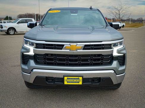Used 2024 Chevrolet Silverado 1500 LT AWD/4WD image 2
