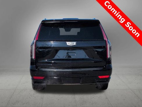 Used 2024 Cadillac Escalade ESV Sport Platinum w/ LPO, ONYX Package image 5