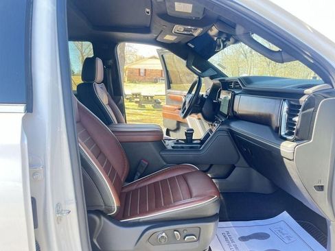 Used 2024 GMC Sierra 1500 Denali Ultimate image 28
