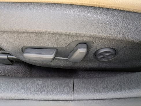 Used 2016 Hyundai Sonata Limited w/ Option Group 04 image 18