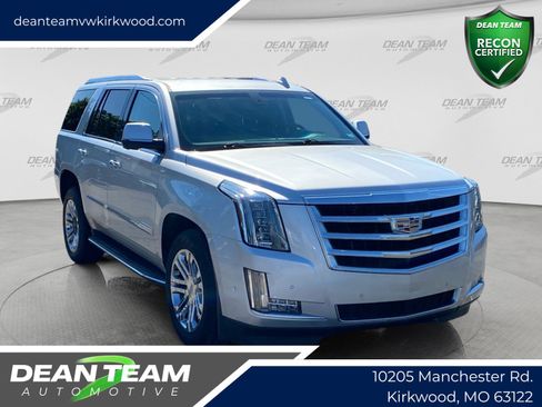 Used 2018 Cadillac Escalade 4WD image 1