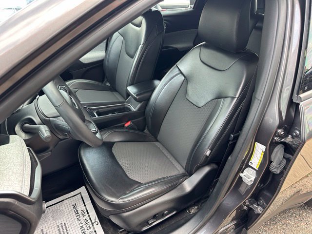 Used 2023 Jeep Compass Latitude w/ Convenience Group AWD/4WD image 9