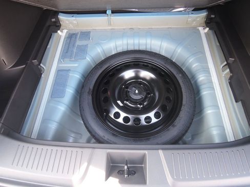 New 2026 Chevrolet Trax LT image 28