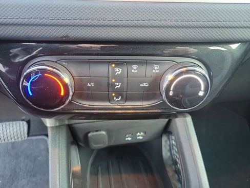 Used 2025 Chevrolet TrailBlazer LT image 21