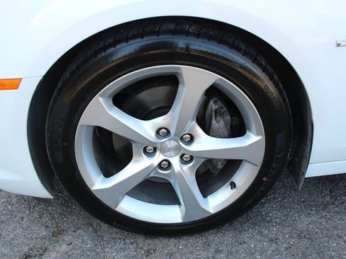 Used 2015 Chevrolet Camaro SS image 48