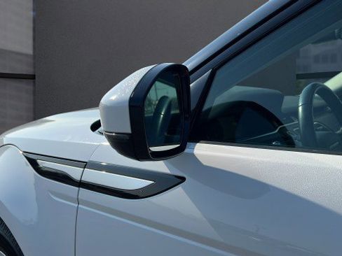 Used 2023 Land Rover Range Rover Evoque S image 18