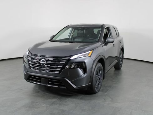 New 2026 Nissan Rogue SV FWD image 2