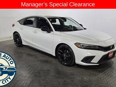Used 2023 Honda Civic Sport image 1