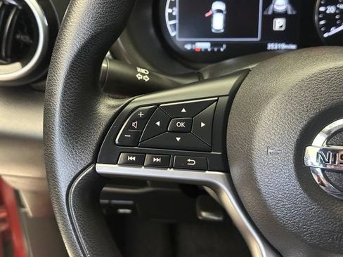 Used 2021 Nissan Kicks SV FWD image 23