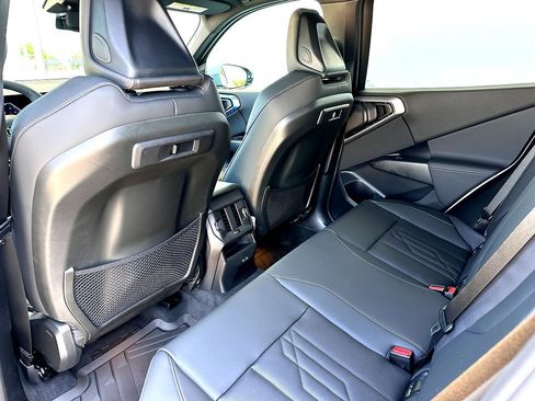 New 2025 BMW X3 xDrive30i w/ Premium Package image 18