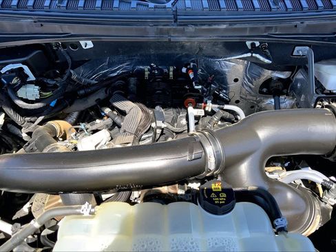 Used 2024 Ford Expedition Max Limited image 32