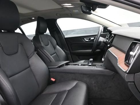 Used 2023 Volvo S60 B5 Core w/ Climate Package FWD image 30