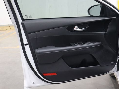 Used 2023 Kia Forte GT-Line w/ GT-Line Premium Package image 12