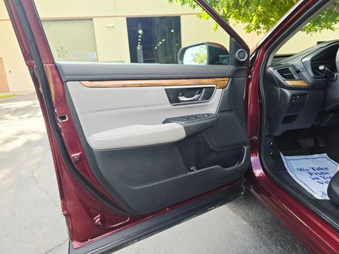 Used 2017 Honda CR-V EX image 12