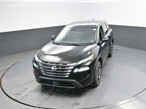 Used 2024 Nissan Rogue SV FWD image 37