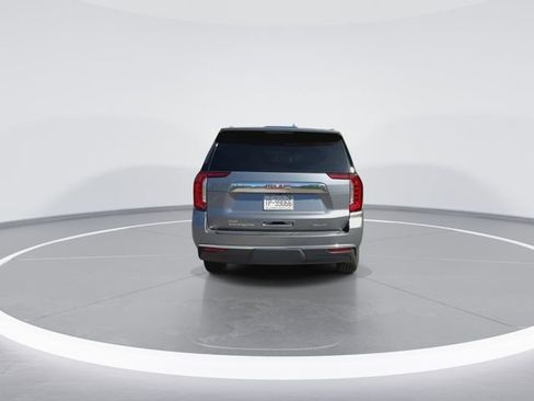 Used 2021 GMC Yukon XL SLT w/ Rear Media and Nav Package AWD/4WD image 10