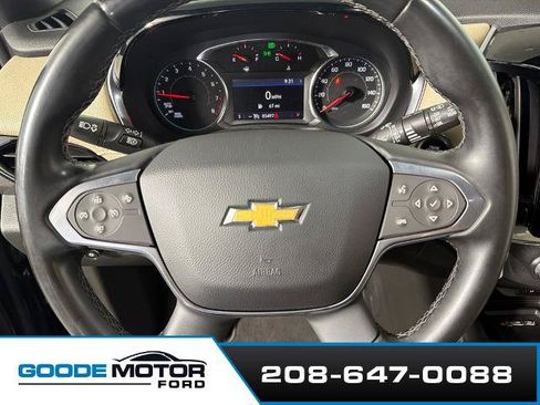 Used 2023 Chevrolet Traverse LT AWD/4WD image 14