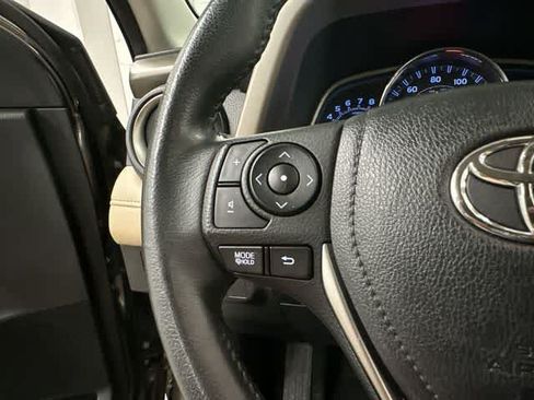 Used 2013 Toyota RAV4 Limited AWD/4WD image 9