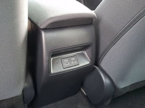 Certified 2025 Toyota Corolla LE FWD image 11