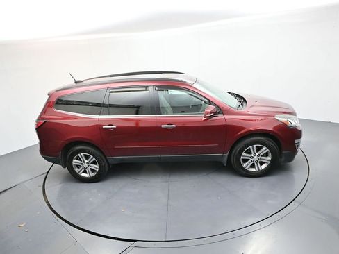 Used 2016 Chevrolet Traverse LT image 26