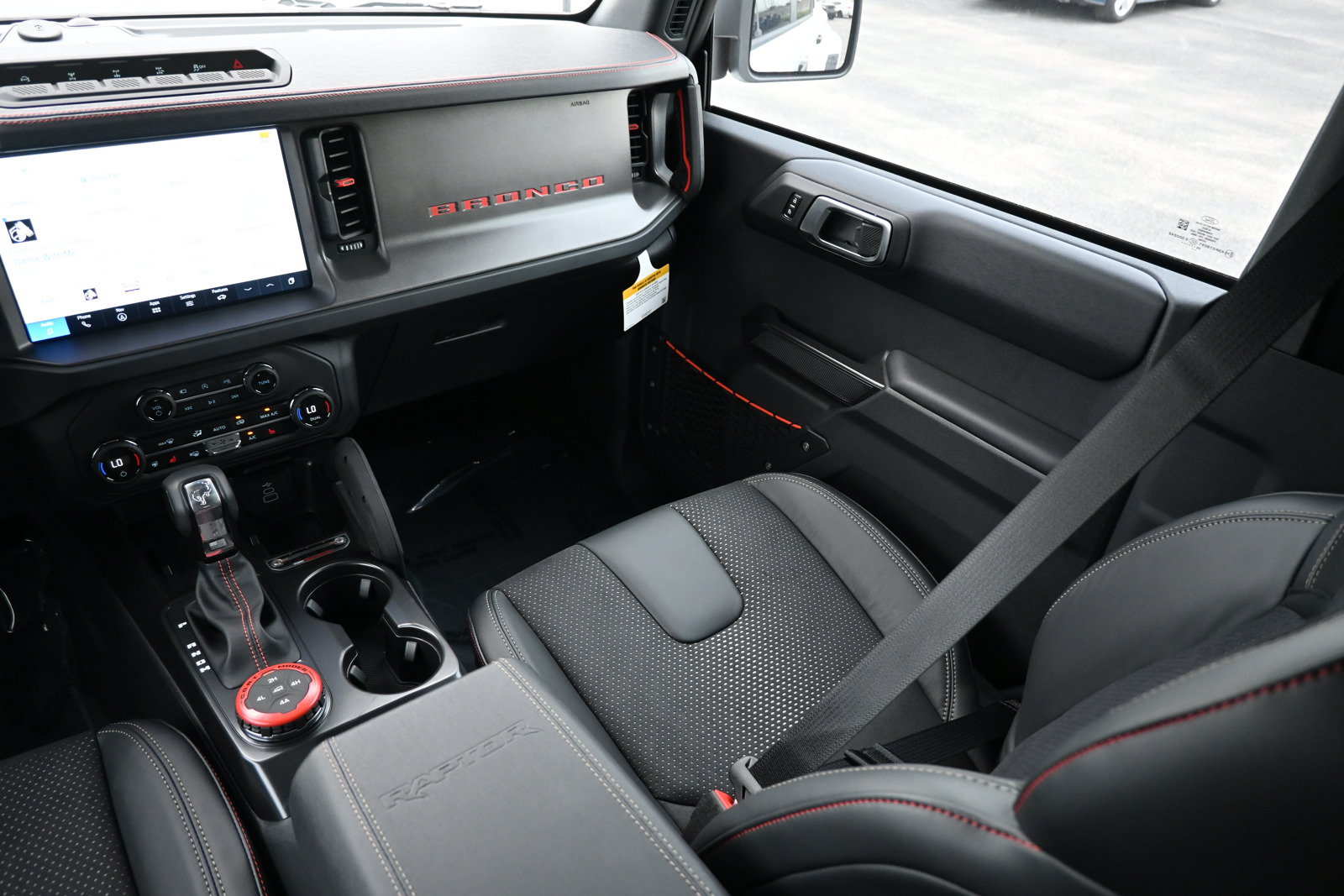 New 2026 Ford Bronco Raptor AWD/4WD image 34