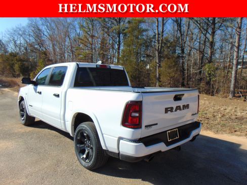 New 2026 RAM 1500 Big Horn AWD/4WD image 9