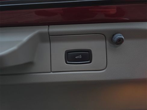 Used 2011 Porsche Panamera 4 image 20