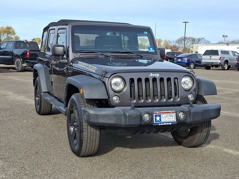 Used 2018 Jeep Wrangler Unlimited Sport S AWD/4WD image 2