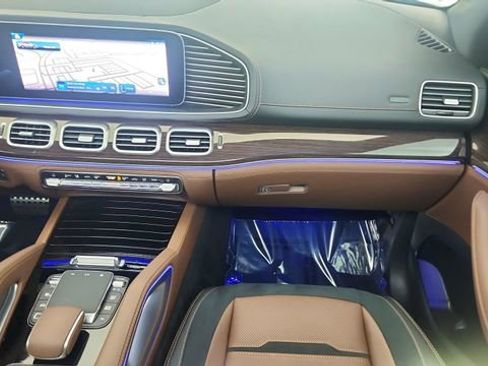 Used 2025 Mercedes-Benz GLE 53 AMG 4MATIC Coupe image 40