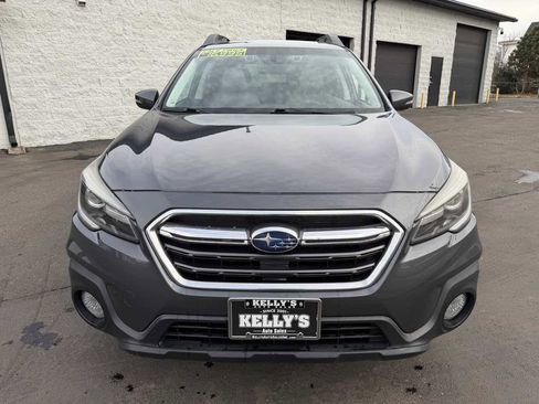 Used 2018 Subaru Outback 3.6R Limited image 7