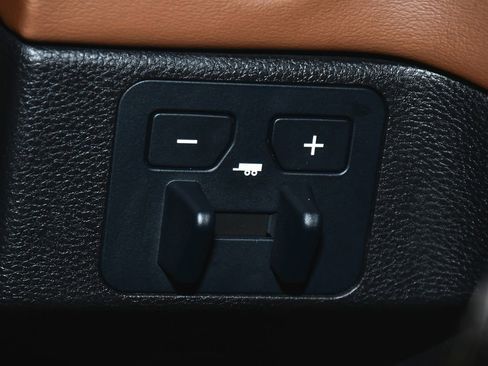 Used 2025 Toyota Tundra 1794 Edition image 31