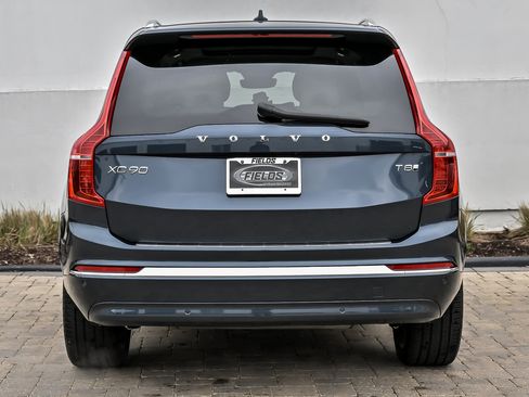 Used 2025 Volvo XC90 T8 Plus w/ Protection Package Premier image 6
