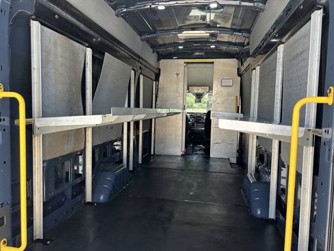 Used 2020 Ford Transit 250 148 High Roof Extended RWD image 11