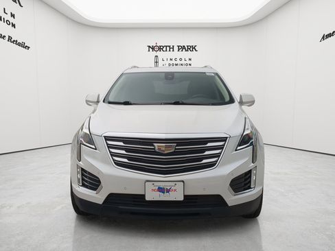 Used 2019 Cadillac XT5 Premium Luxury FWD image 8