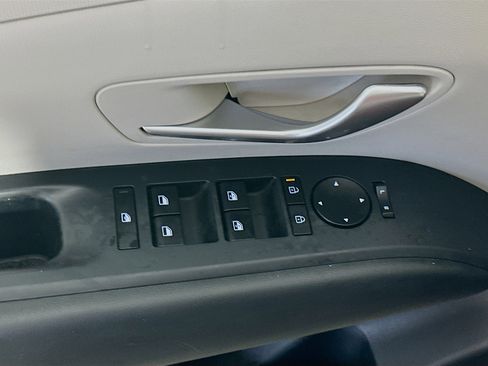 Used 2025 Hyundai Tucson SEL AWD/4WD image 15