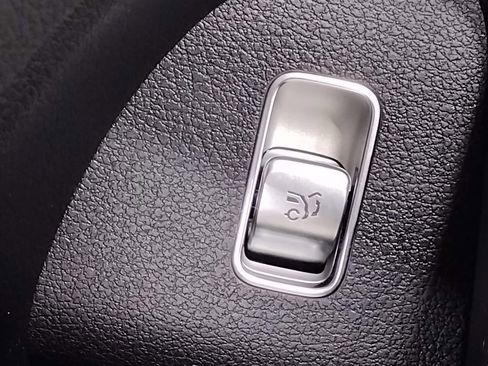 Used 2020 Mercedes-Benz GLE 350 4MATIC image 23