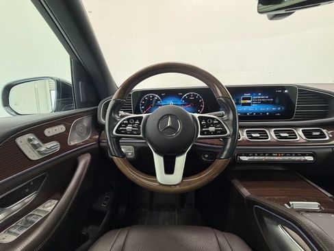 Used 2021 Mercedes-Benz GLS 450 4MATIC image 22