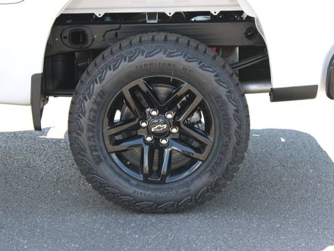 New 2026 Chevrolet Silverado 1500 Custom Trail Boss AWD/4WD image 19