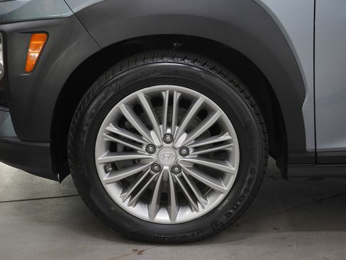 Used 2020 Hyundai Kona SEL AWD/4WD image 28