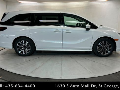 New 2026 Honda Odyssey Elite image 6